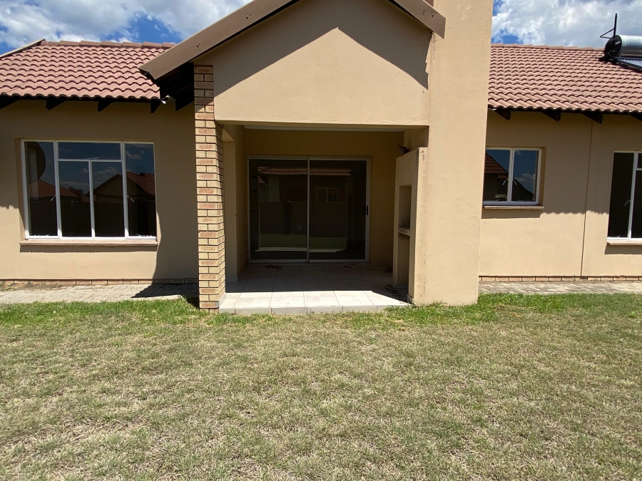 3 Bedroom Property for Sale in Waterkloof East North West